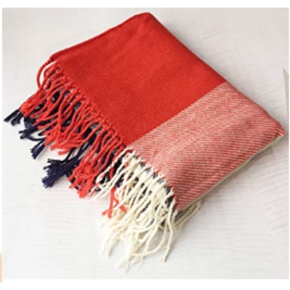 Unisex Grid Scarf - Picture 3 of 6